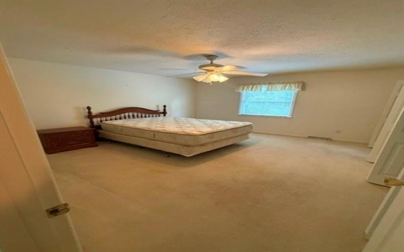 404 Country View Dr, Lower Burrell, 15068, 3 Bedrooms Bedrooms, 10 Rooms Rooms,2.1 BathroomsBathrooms,Residential,For Sale,Country View Dr,1772105