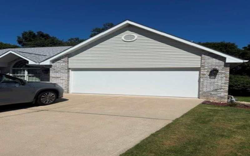 404 Country View Dr, Lower Burrell, 15068, 3 Bedrooms Bedrooms, 10 Rooms Rooms,2.1 BathroomsBathrooms,Residential,For Sale,Country View Dr,1772105