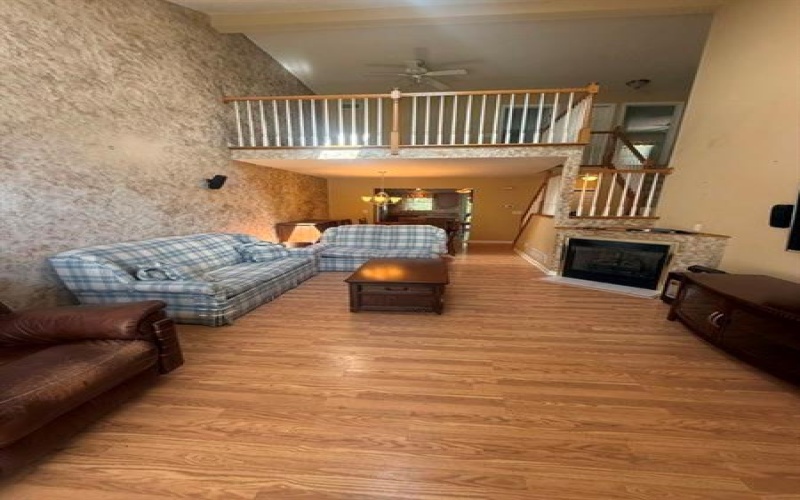 404 Country View Dr, Lower Burrell, 15068, 3 Bedrooms Bedrooms, 10 Rooms Rooms,2.1 BathroomsBathrooms,Residential,For Sale,Country View Dr,1772105