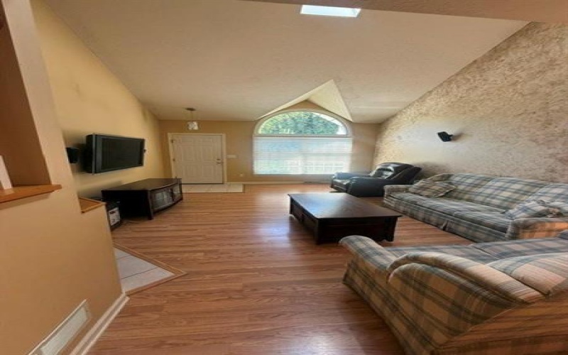 404 Country View Dr, Lower Burrell, 15068, 3 Bedrooms Bedrooms, 10 Rooms Rooms,2.1 BathroomsBathrooms,Residential,For Sale,Country View Dr,1772105