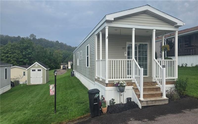 107 Brodview Ln, Berlin, 15530, 2 Bedroom Bedrooms, ,Residential,For Sale,Brodview Ln,1772433