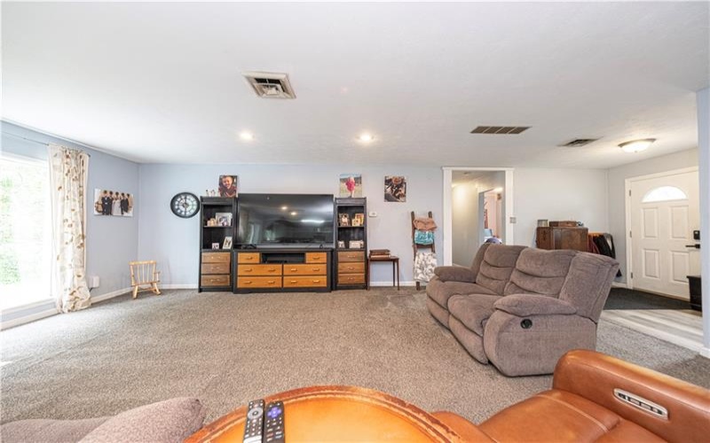 5255 Saltsburg Rd, Murrysville, 15668, 4 Bedroom Bedrooms, 8 Room Rooms,2 BathroomBathrooms,Residential,For Sale,Saltsburg Rd,1772461