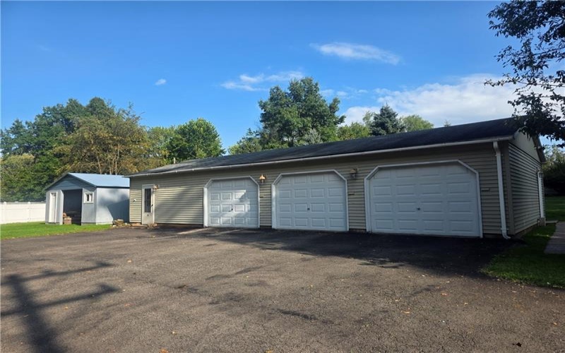 113 Danko Ln, Greensburg, 15601, 4 Bedroom Bedrooms, 7 Room Rooms,3 BathroomBathrooms,Residential,For Sale,Danko Ln,1772474