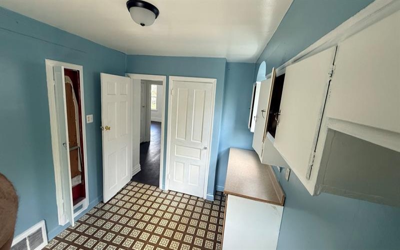 1633 Leishman AVENUE, New Kensington, 15068, 5 Bedroom Bedrooms, 10 Room Rooms,2.1 BathroomBathrooms,Residential,For Sale,Leishman,1772480