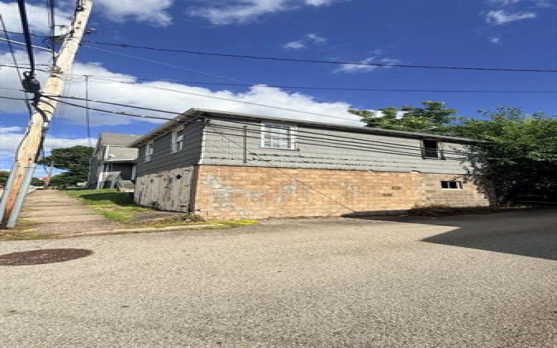 1633 Leishman AVENUE, New Kensington, 15068, 5 Bedroom Bedrooms, 10 Room Rooms,2.1 BathroomBathrooms,Residential,For Sale,Leishman,1772480