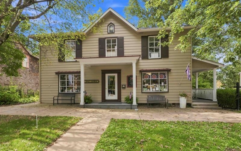 215 Main STREET, Ligonier, 15658, ,Commercial-industrial-business,For Sale,Main,1772502