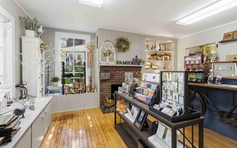 215 Main STREET, Ligonier, 15658, ,Commercial-industrial-business,For Sale,Main,1772502