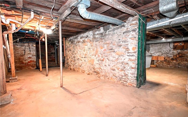 419 DON STREET, Belle Vernon, 15012, 5 Bedroom Bedrooms, 9 Room Rooms,2 BathroomBathrooms,Residential,For Sale,DON STREET,1772276