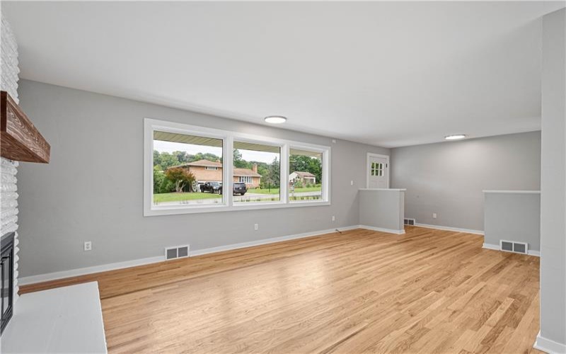 207 Grandview Drive, McMurray, 15317, 3 Bedroom Bedrooms, 10 Room Rooms,2 BathroomBathrooms,Residential,For Sale,Grandview Drive,1772352