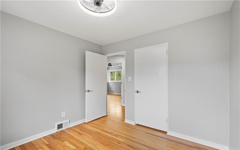 207 Grandview Drive, McMurray, 15317, 3 Bedroom Bedrooms, 10 Room Rooms,2 BathroomBathrooms,Residential,For Sale,Grandview Drive,1772352