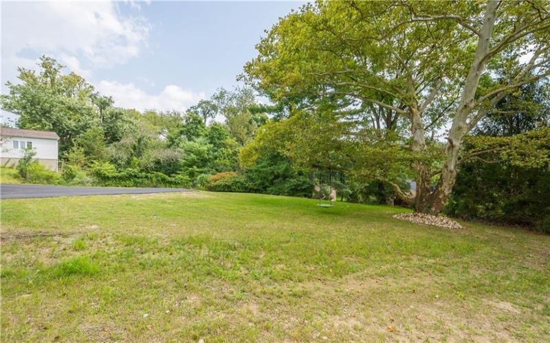 207 Grandview Drive, McMurray, 15317, 3 Bedroom Bedrooms, 10 Room Rooms,2 BathroomBathrooms,Residential,For Sale,Grandview Drive,1772352