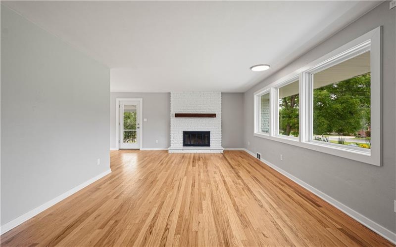 207 Grandview Drive, McMurray, 15317, 3 Bedroom Bedrooms, 10 Room Rooms,2 BathroomBathrooms,Residential,For Sale,Grandview Drive,1772352