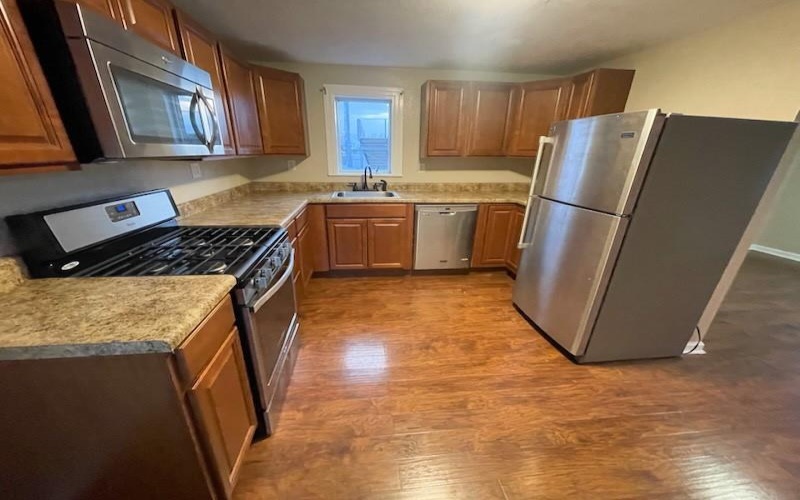 312 JACKSON AVENUE, 15690, 15690, 2 Bedrooms Bedrooms, ,1 BathroomBathrooms,Lease,For Rent,JACKSON AVENUE,1772599