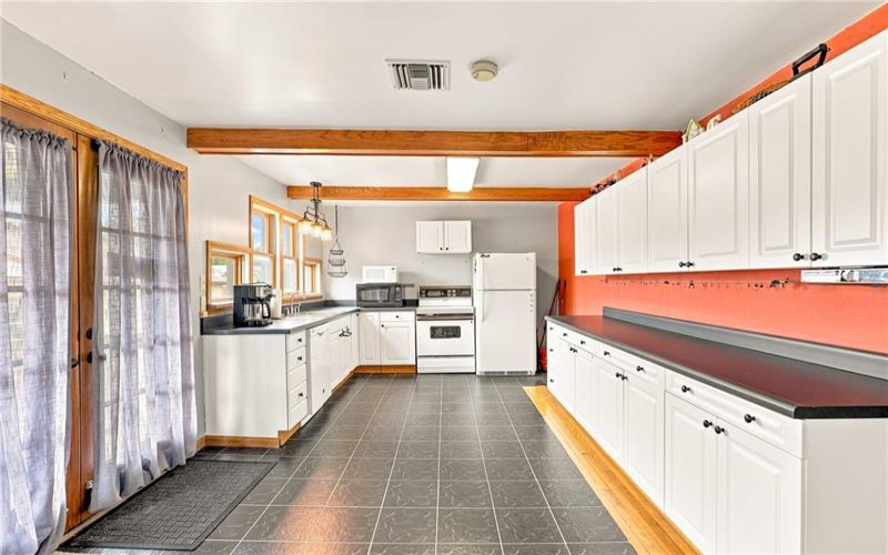 308 Union St, Somerset, 15501, ,Commercial-industrial-business,For Sale,Union St,1772605