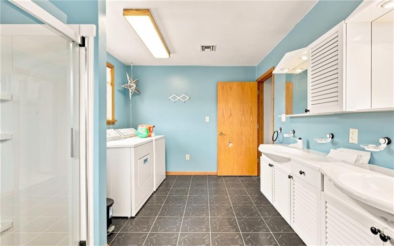 308 Union St, Somerset, 15501, ,Commercial-industrial-business,For Sale,Union St,1772605