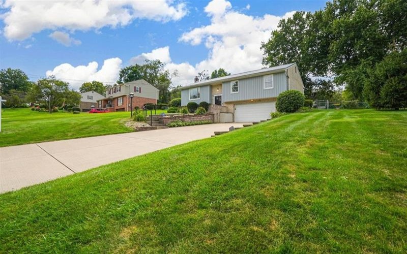 3485 Ivy DRIVE, Murrysville, 15668, 3 Bedroom Bedrooms, 8 Room Rooms,2.1 BathroomBathrooms,Residential,For Sale,Ivy,1772610