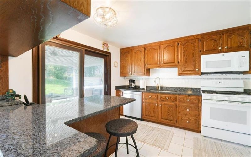 3485 Ivy DRIVE, Murrysville, 15668, 3 Bedroom Bedrooms, 8 Room Rooms,2.1 BathroomBathrooms,Residential,For Sale,Ivy,1772610
