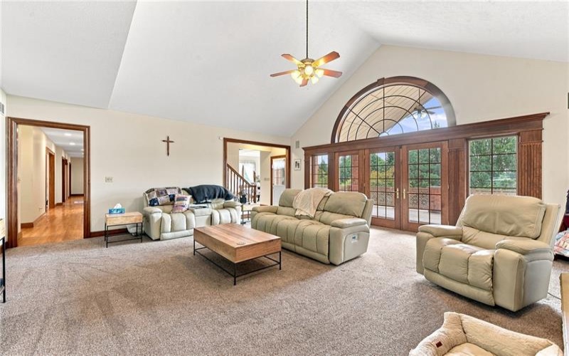 6002 Great Oak Dr, Export, 15632, 5 Bedroom Bedrooms, ,5.1 BathroomBathrooms,Residential,For Sale,Great Oak Dr,1770799