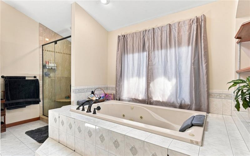 6002 Great Oak Dr, Export, 15632, 5 Bedroom Bedrooms, ,5.1 BathroomBathrooms,Residential,For Sale,Great Oak Dr,1770799
