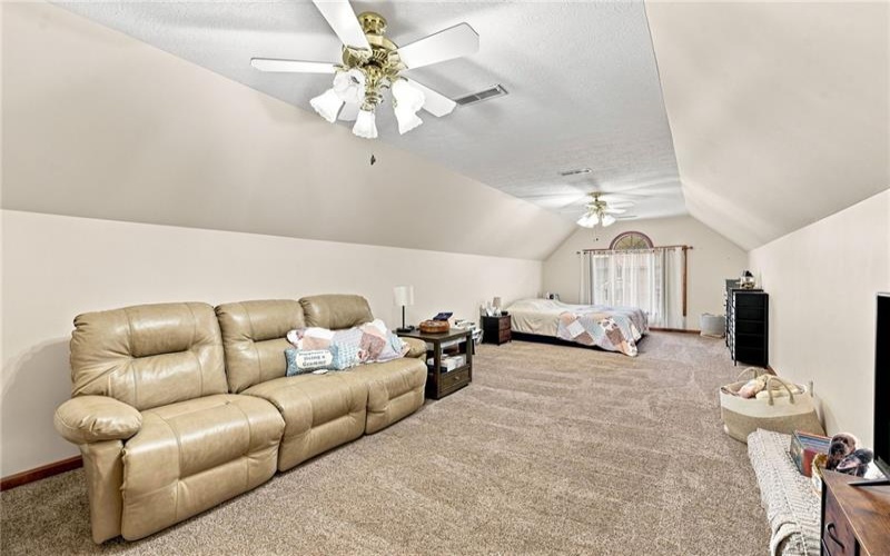 6002 Great Oak Dr, Export, 15632, 5 Bedroom Bedrooms, ,5.1 BathroomBathrooms,Residential,For Sale,Great Oak Dr,1770799