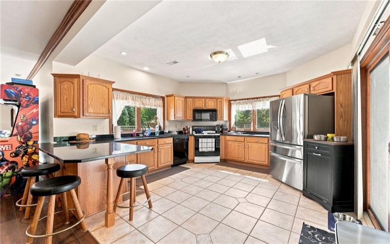 6002 Great Oak Dr, Export, 15632, 5 Bedroom Bedrooms, ,5.1 BathroomBathrooms,Residential,For Sale,Great Oak Dr,1770799