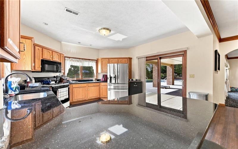 6002 Great Oak Dr, Export, 15632, 5 Bedroom Bedrooms, ,5.1 BathroomBathrooms,Residential,For Sale,Great Oak Dr,1770799