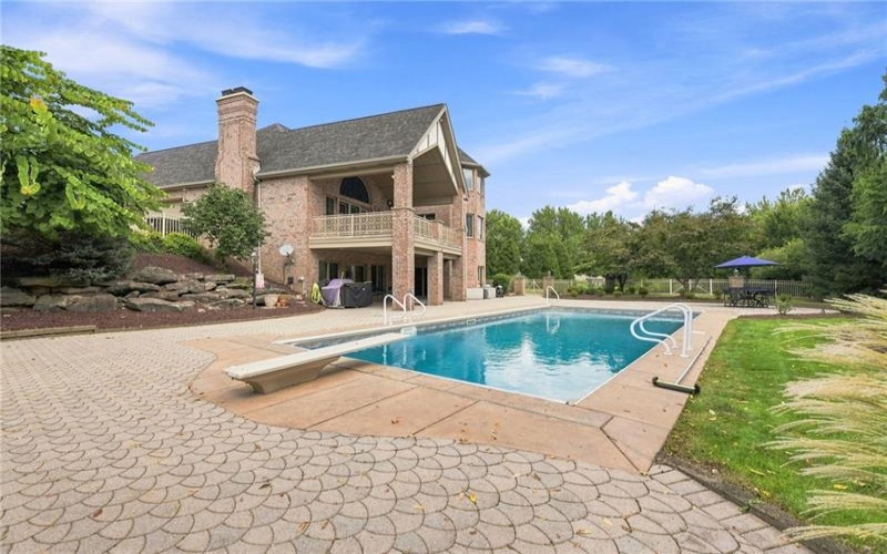 6002 Great Oak Dr, Export, 15632, 5 Bedroom Bedrooms, ,5.1 BathroomBathrooms,Residential,For Sale,Great Oak Dr,1770799