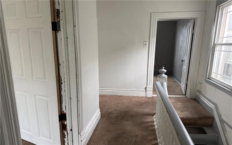105 18th St, Vandergrift, 15690, 3 Bedrooms Bedrooms, 7 Rooms Rooms,1 BathroomBathrooms,Residential,For Sale,18th St,1772448