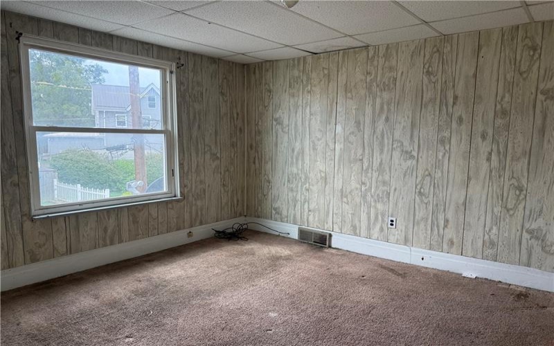 105 18th St, Vandergrift, 15690, 3 Bedrooms Bedrooms, 7 Rooms Rooms,1 BathroomBathrooms,Residential,For Sale,18th St,1772448