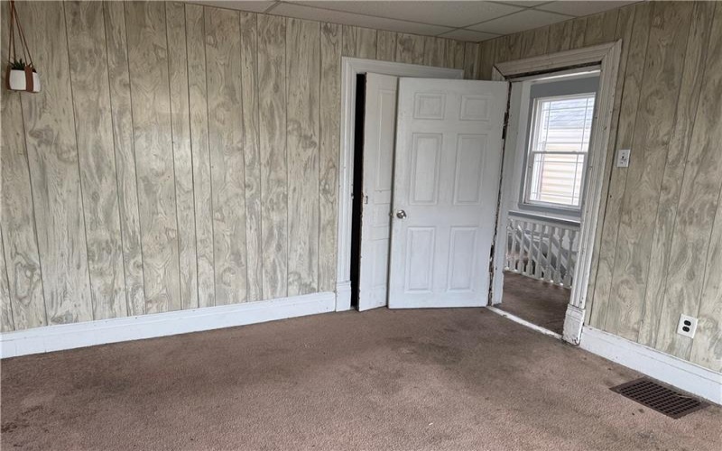 105 18th St, Vandergrift, 15690, 3 Bedrooms Bedrooms, 7 Rooms Rooms,1 BathroomBathrooms,Residential,For Sale,18th St,1772448