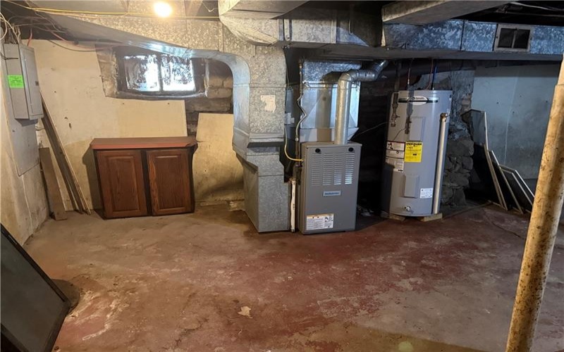 105 18th St, Vandergrift, 15690, 3 Bedrooms Bedrooms, 7 Rooms Rooms,1 BathroomBathrooms,Residential,For Sale,18th St,1772448