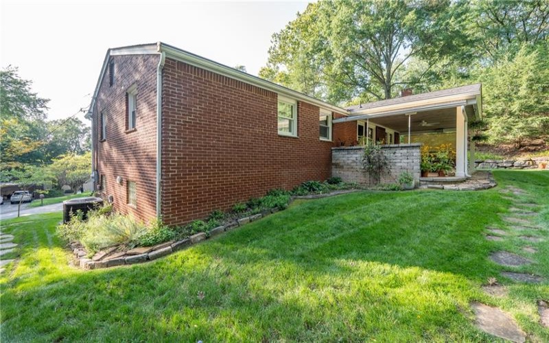 3465 Burnett Dr, Murrysville, 15668, 3 Bedroom Bedrooms, 8 Room Rooms,2.1 BathroomBathrooms,Residential,For Sale,Burnett Dr,1772492