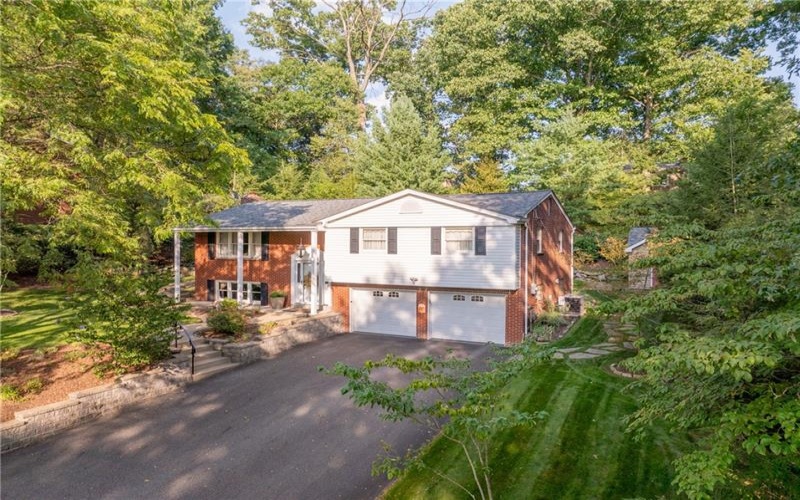 3465 Burnett Dr, Murrysville, 15668, 3 Bedroom Bedrooms, 8 Room Rooms,2.1 BathroomBathrooms,Residential,For Sale,Burnett Dr,1772492