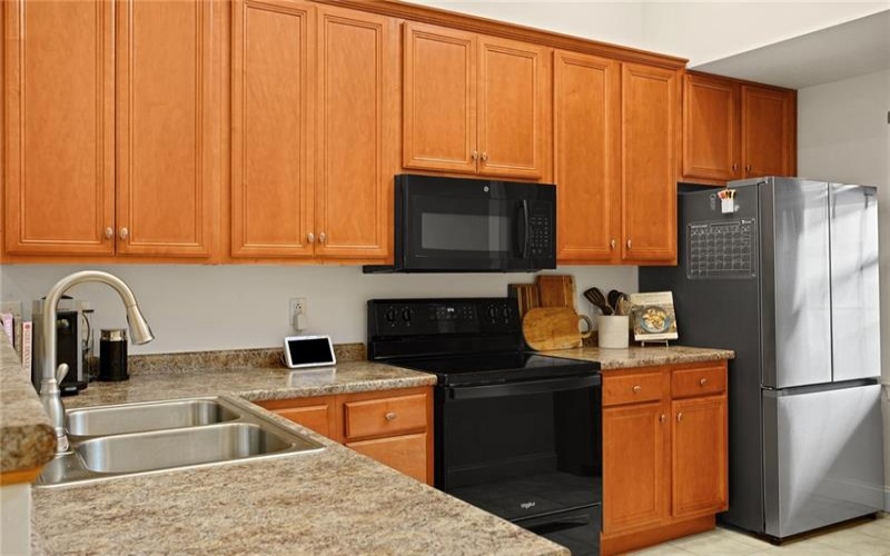 2010 Bandek Lane, Lawrence, 15055, 2 Bedroom Bedrooms, 6 Room Rooms,3 BathroomBathrooms,Residential,For Sale,Bandek Lane,1772531