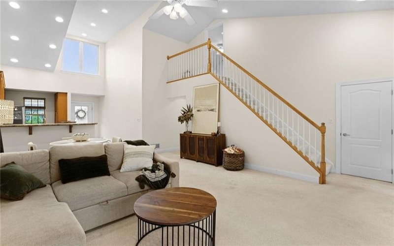 2010 Bandek Lane, Lawrence, 15055, 2 Bedroom Bedrooms, 6 Room Rooms,3 BathroomBathrooms,Residential,For Sale,Bandek Lane,1772531