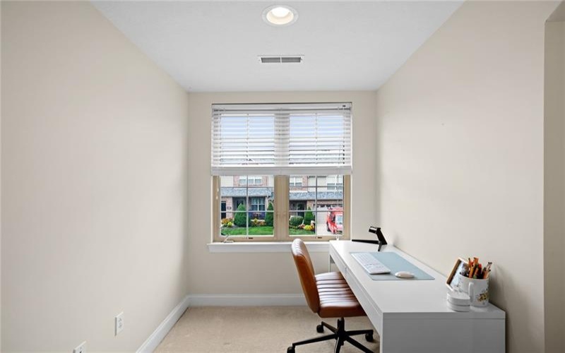 2010 Bandek Lane, Lawrence, 15055, 2 Bedroom Bedrooms, 6 Room Rooms,3 BathroomBathrooms,Residential,For Sale,Bandek Lane,1772531