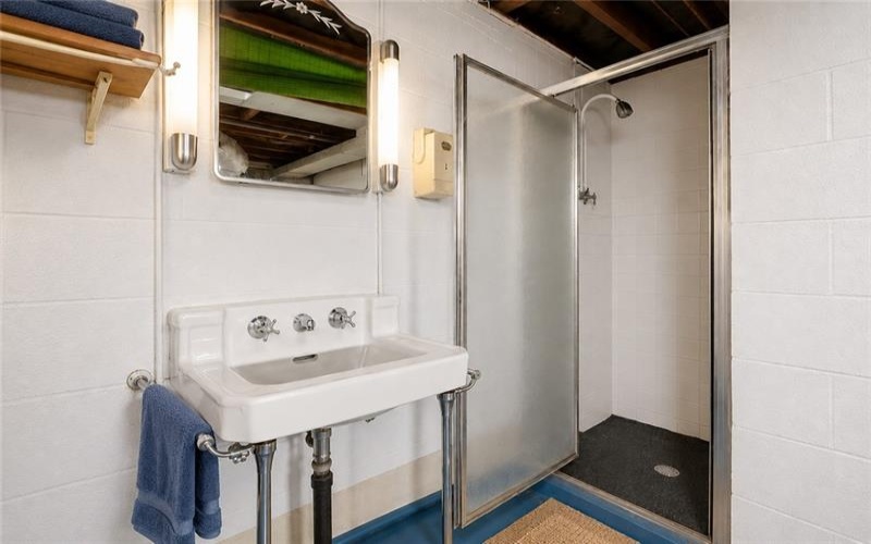 71 CORT STREET #, Washington, 15301, 3 Bedroom Bedrooms, 8 Room Rooms,1.1 BathroomBathrooms,Residential,For Sale,CORT STREET #,1772626