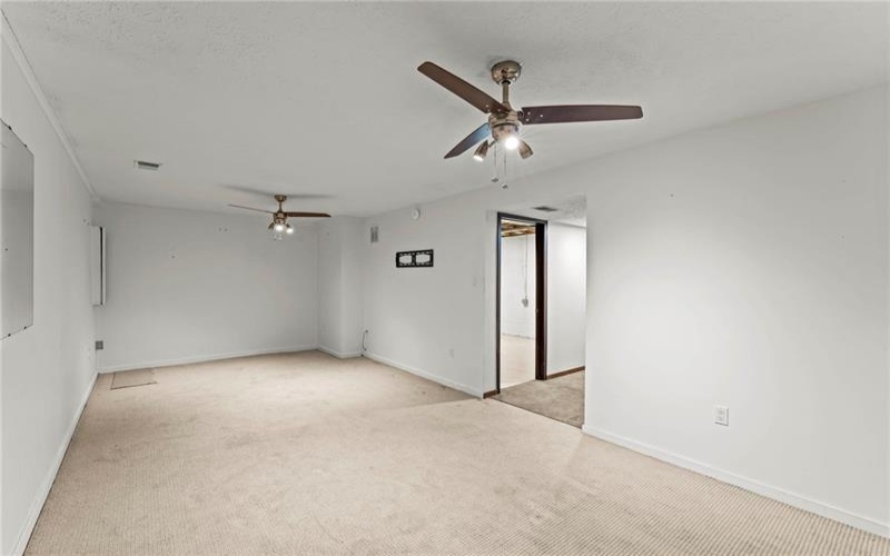 1107 Valleyview Dr, Lawrence, 15055, 3 Bedroom Bedrooms, 7 Room Rooms,1.2 BathroomBathrooms,Residential,For Sale,Valleyview Dr,1772641