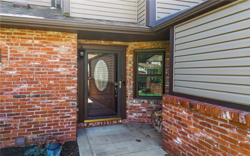 1107 Valleyview Dr, Lawrence, 15055, 3 Bedroom Bedrooms, 7 Room Rooms,1.2 BathroomBathrooms,Residential,For Sale,Valleyview Dr,1772641