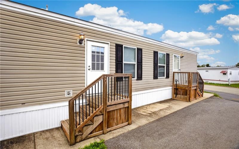 49 Imperial Ave, Washington, 15301, 2 Bedrooms Bedrooms, 4 Rooms Rooms,1 BathroomBathrooms,Residential,For Sale,Imperial Ave,1772682