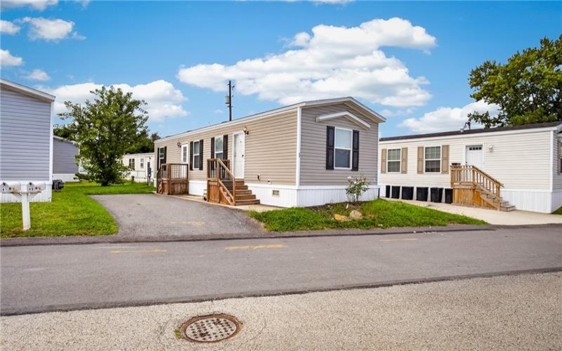 49 Imperial Ave, Washington, 15301, 2 Bedrooms Bedrooms, 4 Rooms Rooms,1 BathroomBathrooms,Residential,For Sale,Imperial Ave,1772682