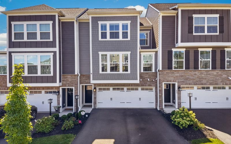 405 Sage DRIVE, Canonsburg, 15317, 3 Bedroom Bedrooms, ,2.2 BathroomBathrooms,Residential,For Sale,Sage,1772754