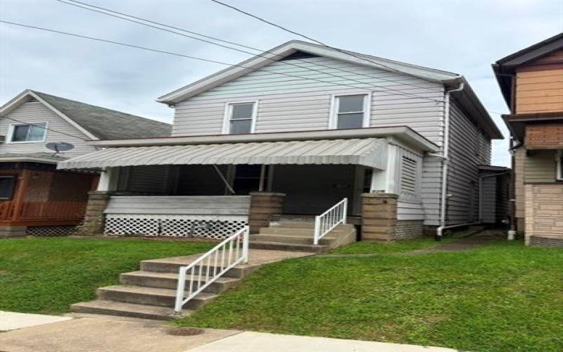 526 Longfellow St, Vandergrift, 15690, 3 Bedrooms Bedrooms, ,1.1 BathroomsBathrooms,Residential,For Sale,Longfellow St,1772761