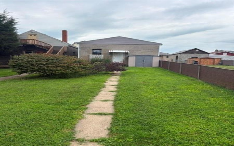 526 Longfellow St, Vandergrift, 15690, 3 Bedrooms Bedrooms, ,1.1 BathroomsBathrooms,Residential,For Sale,Longfellow St,1772761