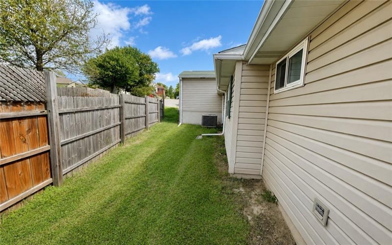 213 HAMILTON AVENUE, 15601, 15601, 4 Bedrooms Bedrooms, ,2 BathroomsBathrooms,Lease,For Rent,HAMILTON AVENUE,1772762