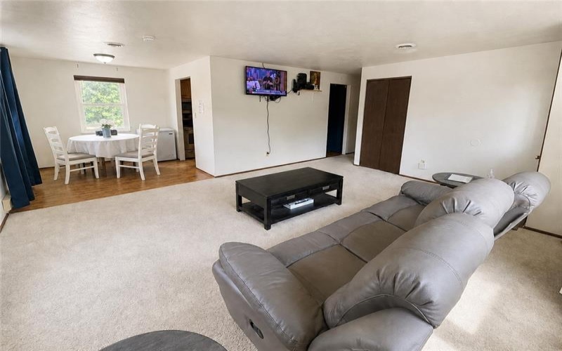 213 HAMILTON AVENUE, 15601, 15601, 4 Bedrooms Bedrooms, ,2 BathroomsBathrooms,Lease,For Rent,HAMILTON AVENUE,1772762