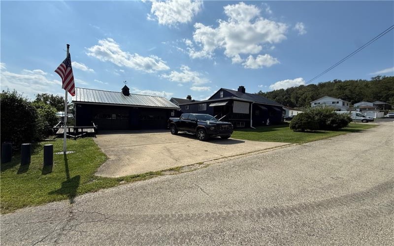58 Berry Avenue, Clarksville, 15322, 2 Bedroom Bedrooms, ,1.1 BathroomBathrooms,Residential,For Sale,Berry Avenue,1772784