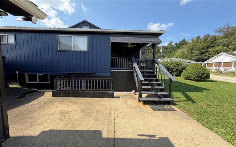 58 Berry Avenue, Clarksville, 15322, 2 Bedroom Bedrooms, ,1.1 BathroomBathrooms,Residential,For Sale,Berry Avenue,1772784