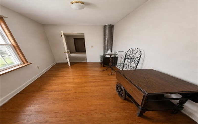 510 Walnut St, 15486, 15486, 3 Bedroom Bedrooms, 9 Room Rooms,1.1 BathroomBathrooms,Residential,For Sale,Walnut St,1772588