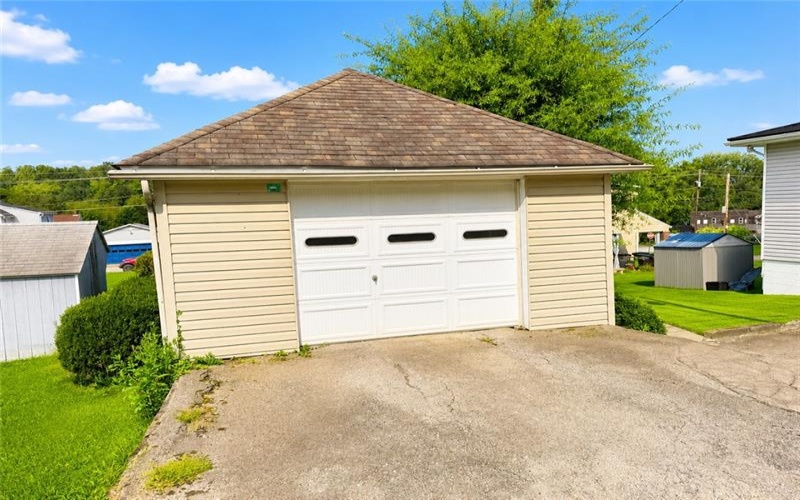 510 Walnut St, 15486, 15486, 3 Bedroom Bedrooms, 9 Room Rooms,1.1 BathroomBathrooms,Residential,For Sale,Walnut St,1772588